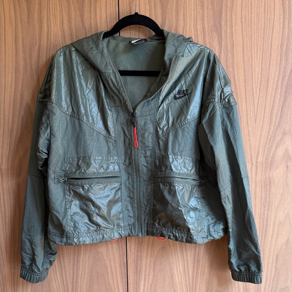 Nike Women's Olive Utility Jacket - Picture 1 of 3